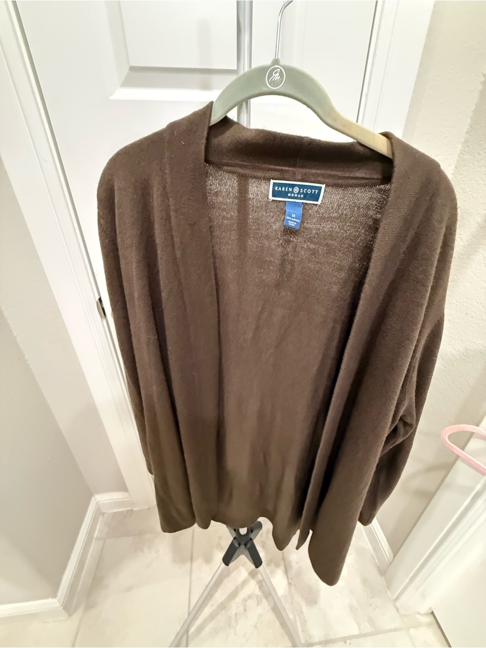 Scott Brown Sweater with Blue Label